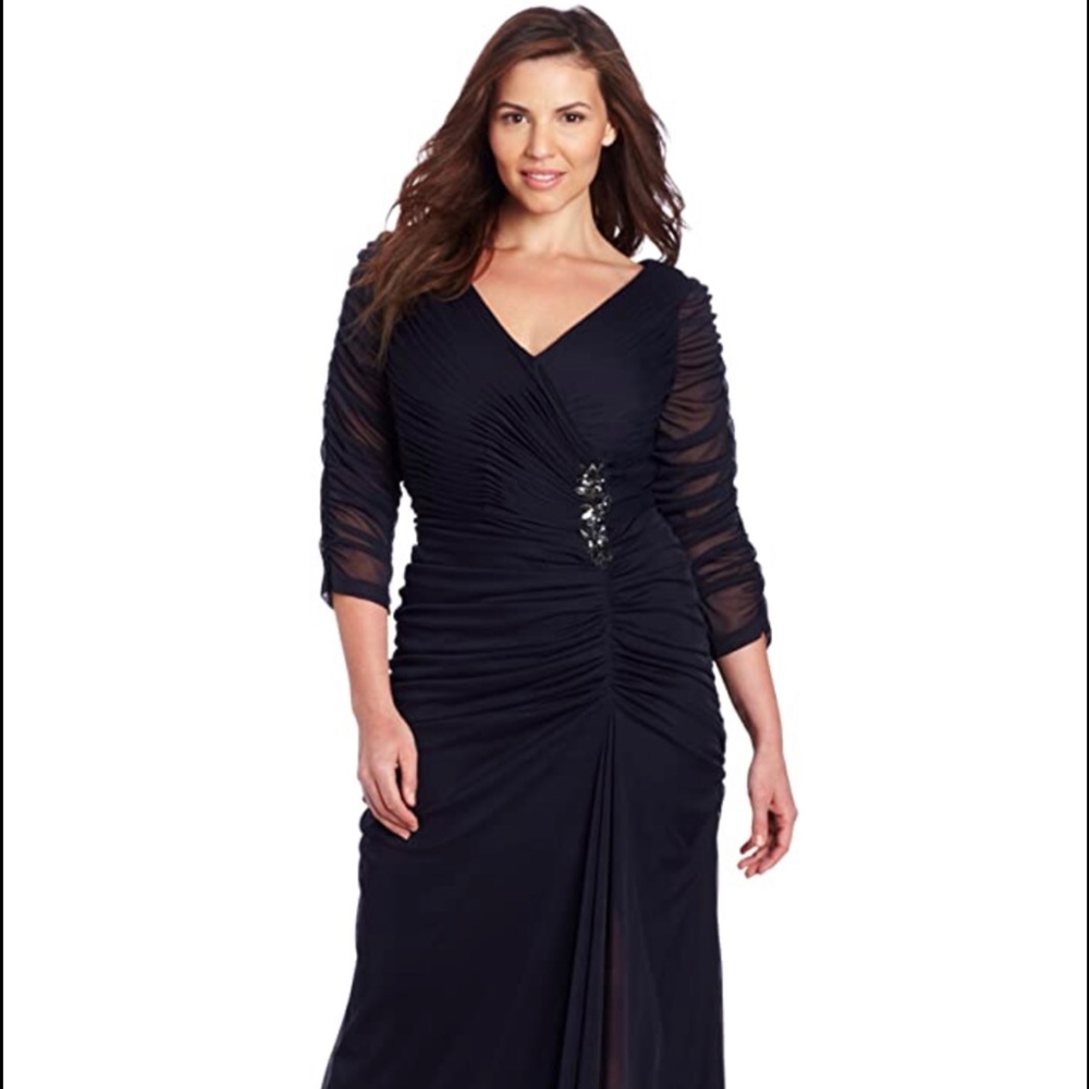 Adrienne Papell Formal dress